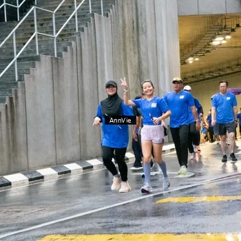 Runner Photo 7987785