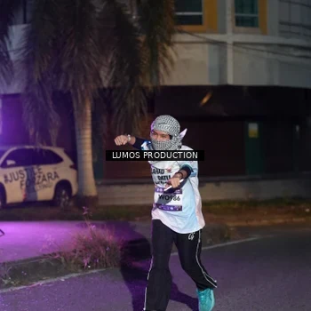 Runner Photo 7987799