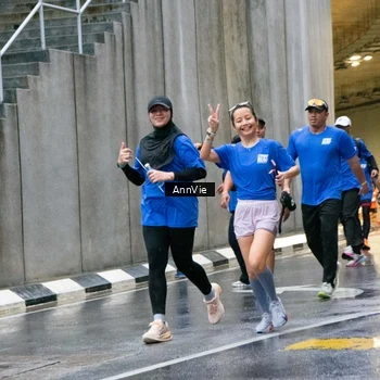 Runner Photo 7987802