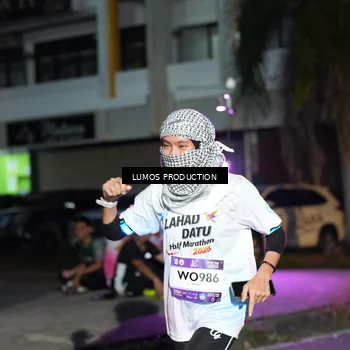 Runner Photo 7987831