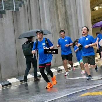 Runner Photo 7987835