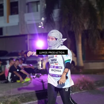 Runner Photo 7987844