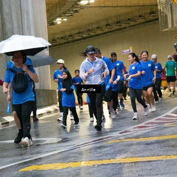 Runner Photo 7987850