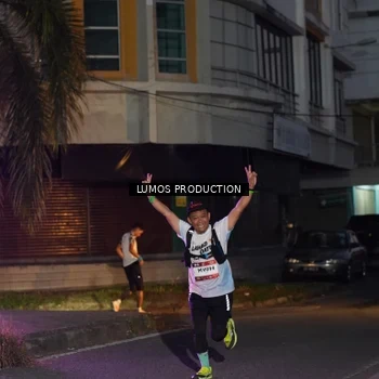Runner Photo 7987863
