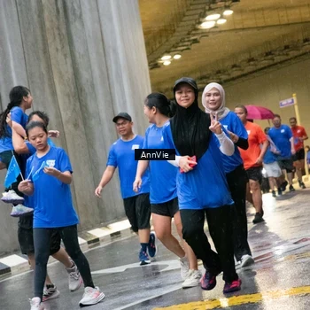 Runner Photo 7987865