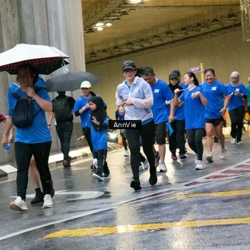 Runner Photo 7987868