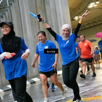 Runner Photo 7987870