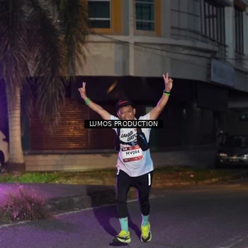 Runner Photo 7987871