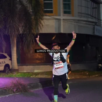 Runner Photo 7987873