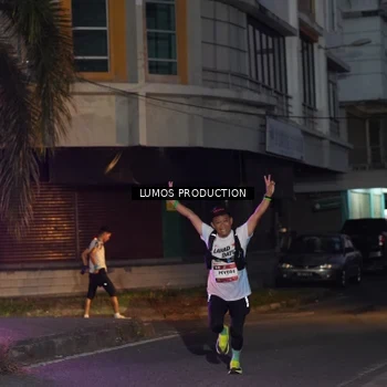 Runner Photo 7987875