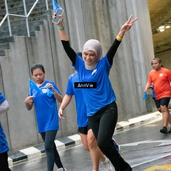Runner Photo 7987881