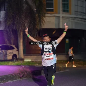 Runner Photo 7987887