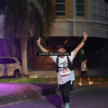 Runner Photo 7987889