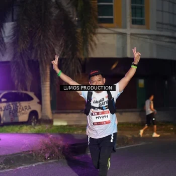 Runner Photo 7987892
