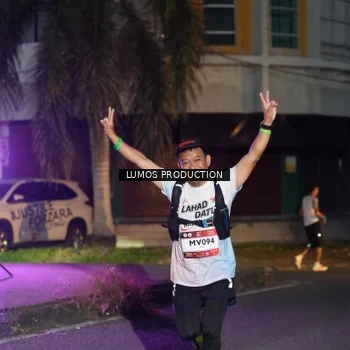 Runner Photo 7987899