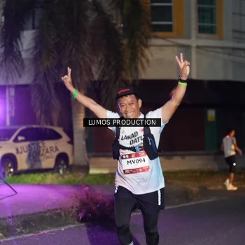 Runner Photo 7987902