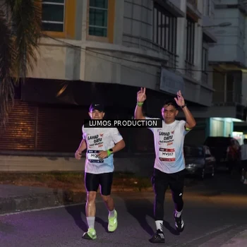 Runner Photo 7987908