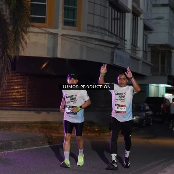 Runner Photo 7987913
