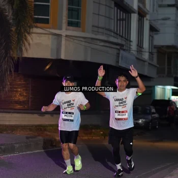 Runner Photo 7987914