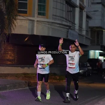 Runner Photo 7987919