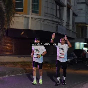 Runner Photo 7987922