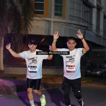 Runner Photo 7987927