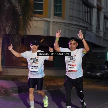 Runner Photo 7987929