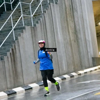 Runner Photo 7987936