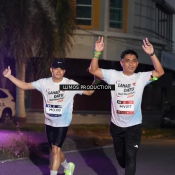Runner Photo 7987938