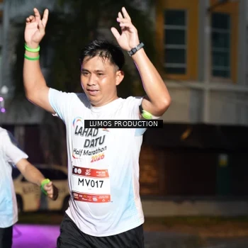 Runner Photo 7987953