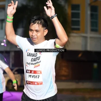 Runner Photo 7987954