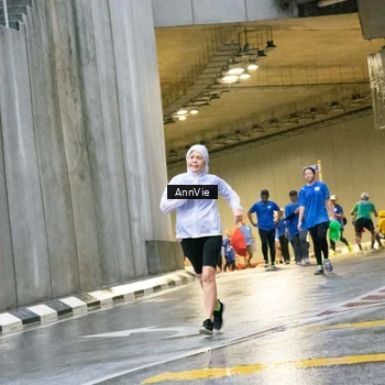 Runner Photo 7987959