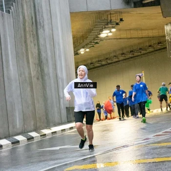 Runner Photo 7987961