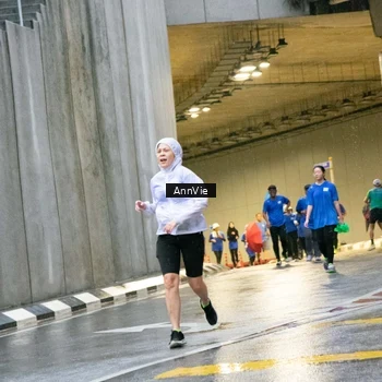 Runner Photo 7987964