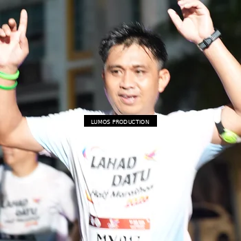 Runner Photo 7987977