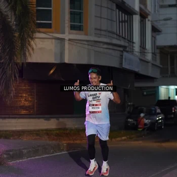 Runner Photo 7987981