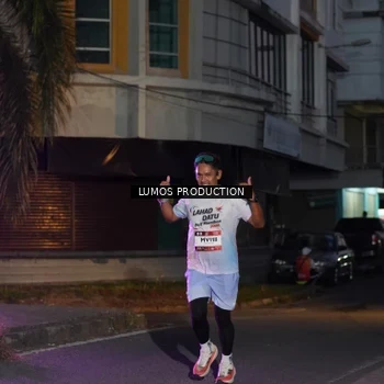 Runner Photo 7987985