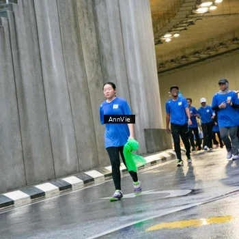 Runner Photo 7987992