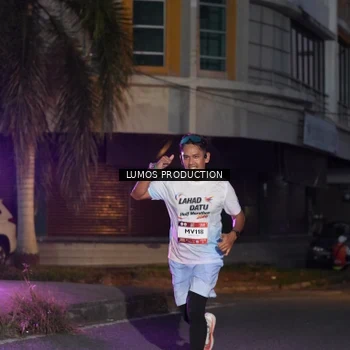 Runner Photo 7988022