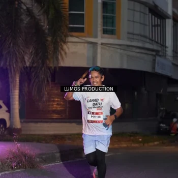 Runner Photo 7988023