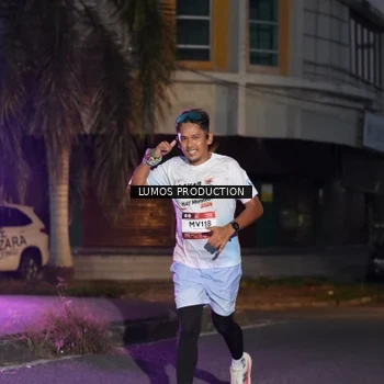 Runner Photo 7988029