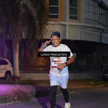 Runner Photo 7988031