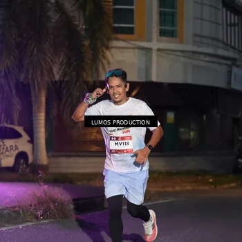 Runner Photo 7988051