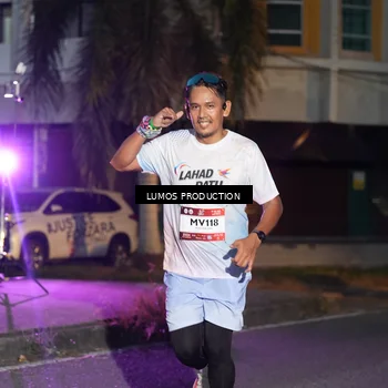 Runner Photo 7988058
