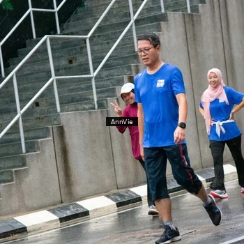 Runner Photo 7988102