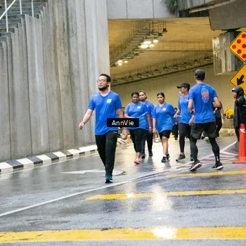 Runner Photo 7988190