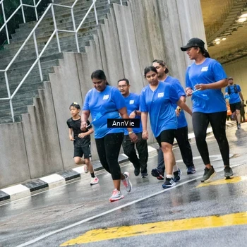 Runner Photo 7988200