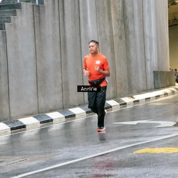 Runner Photo 7988208
