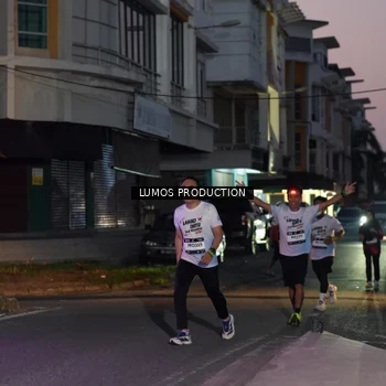 Runner Photo 7988212