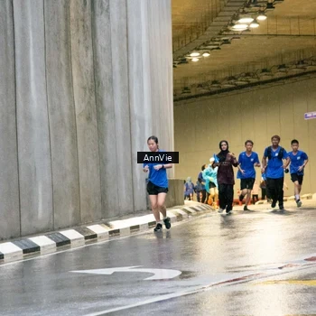 Runner Photo 7988221